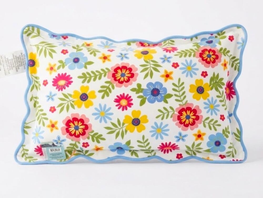 Floral Scalloped Throw Pillow